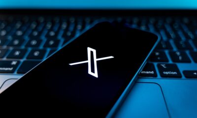 X logo smartphone