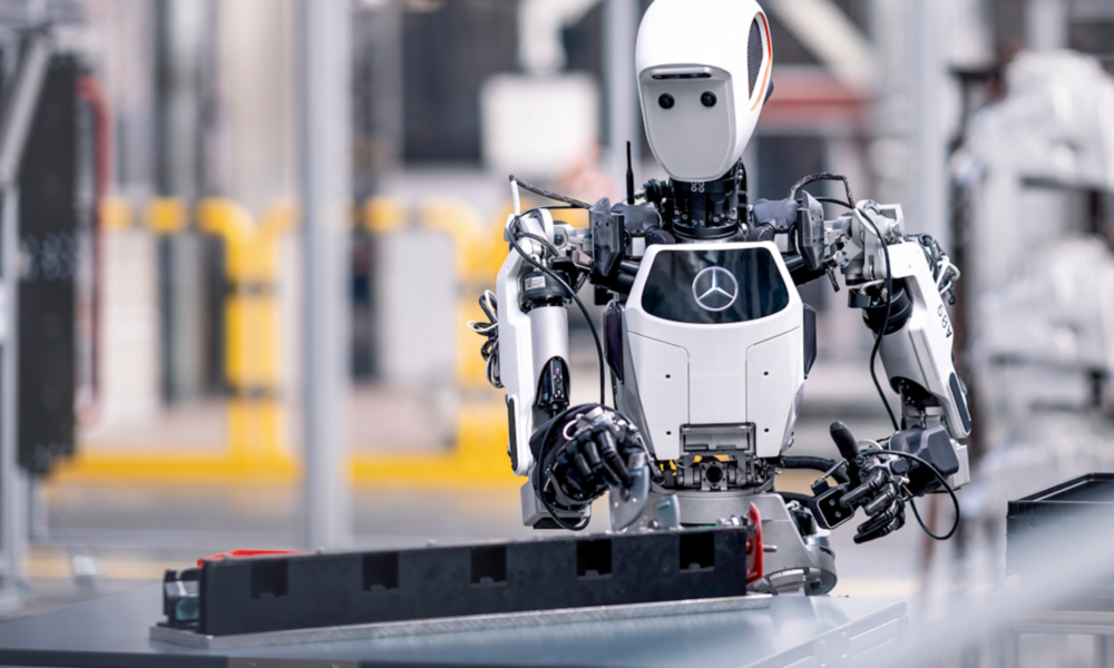 Robot Apollo Mercedes-Benz