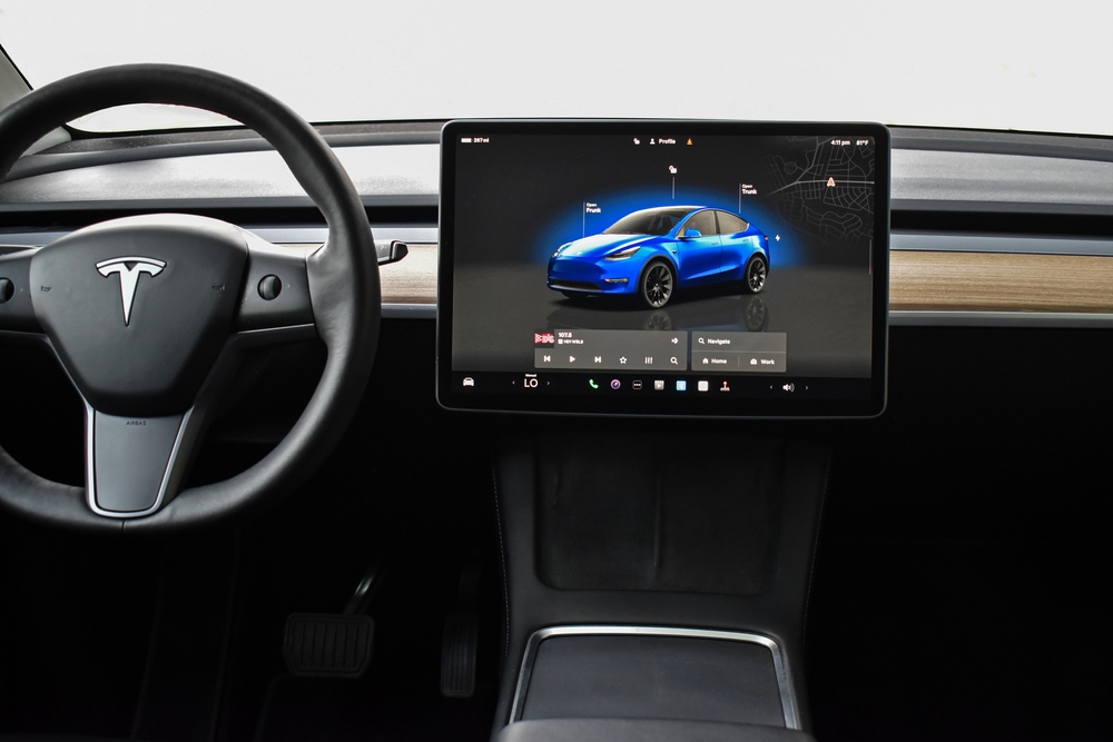 Tesla kabin