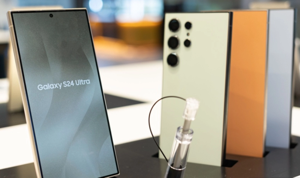 Samsungtelefon, Samsung