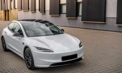 Vit Tesla
