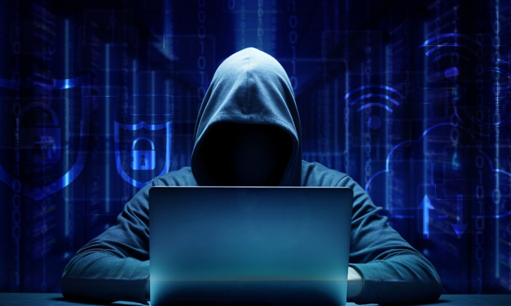 Hacker i en Hoodie