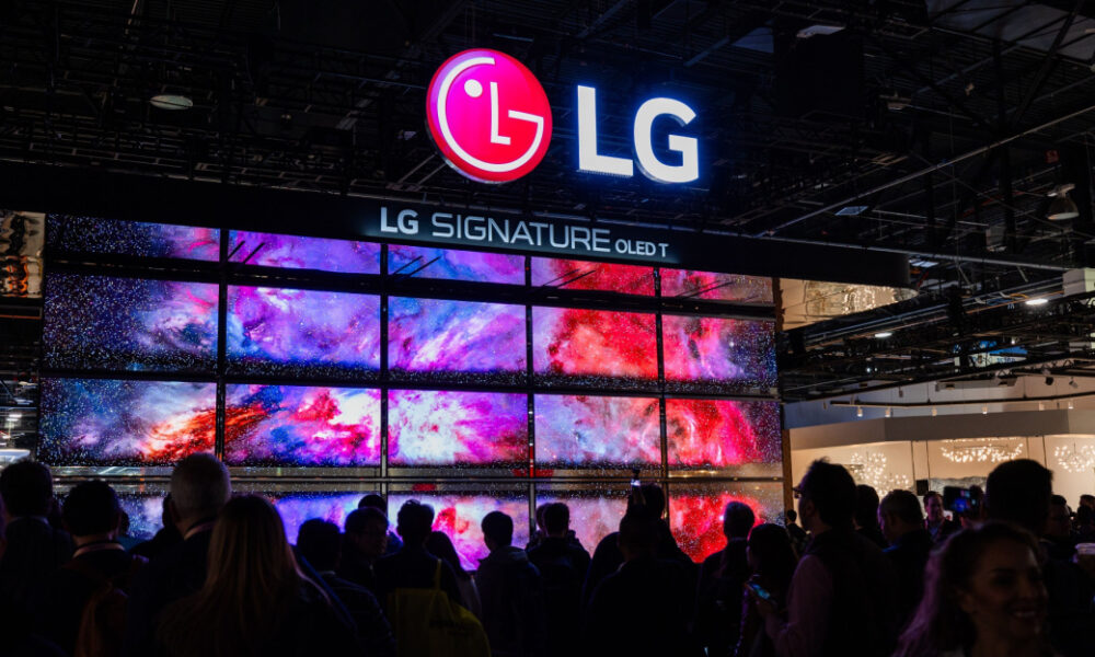 LG