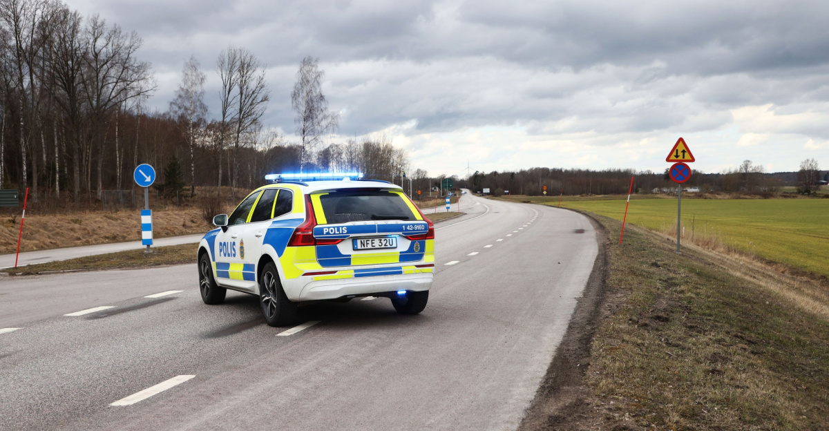 Polis