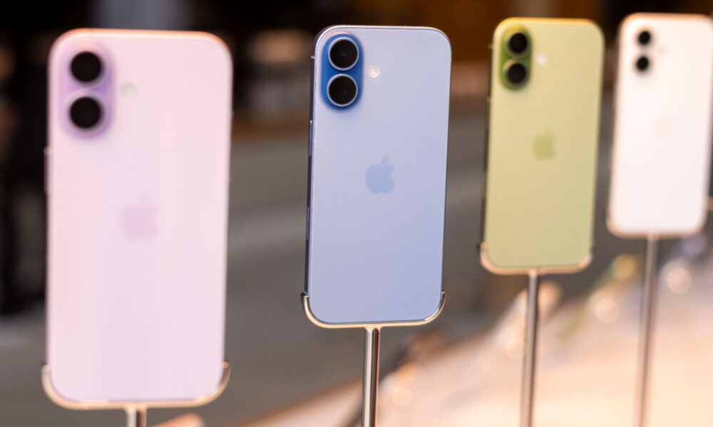 iPhone 17