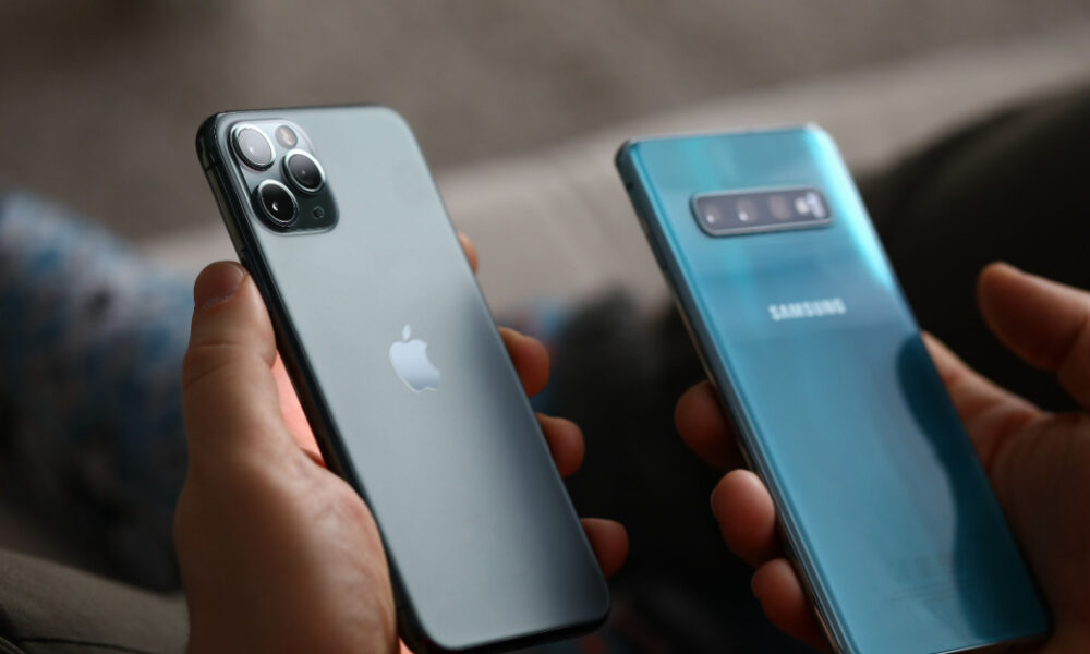 Samsung & iPhone