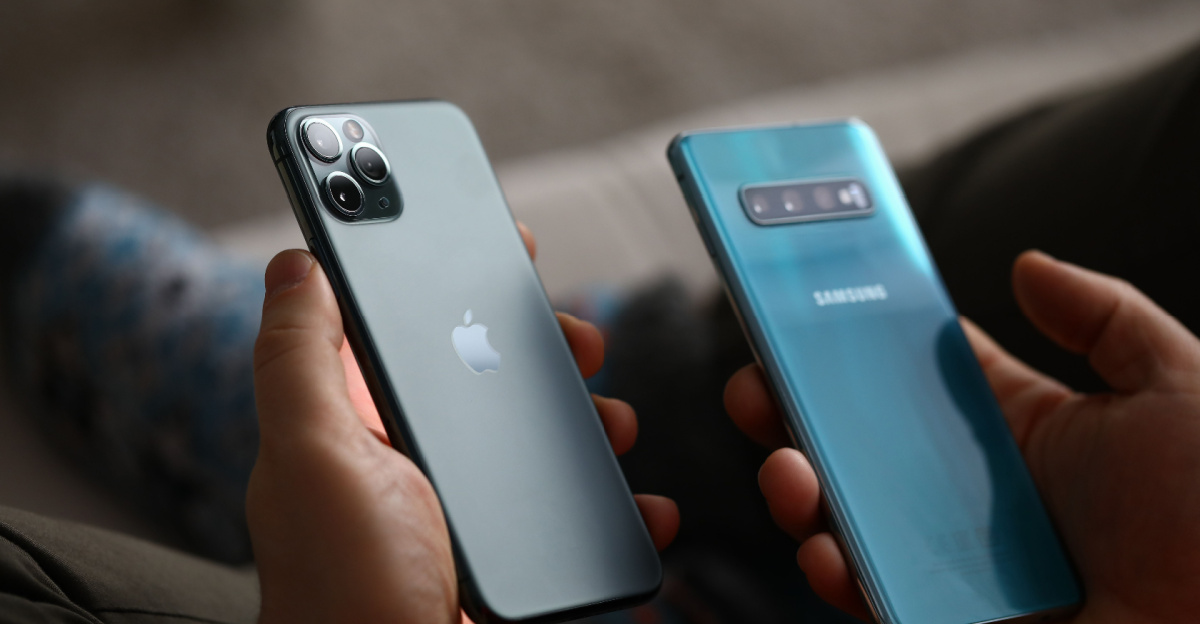 Samsung & iPhone