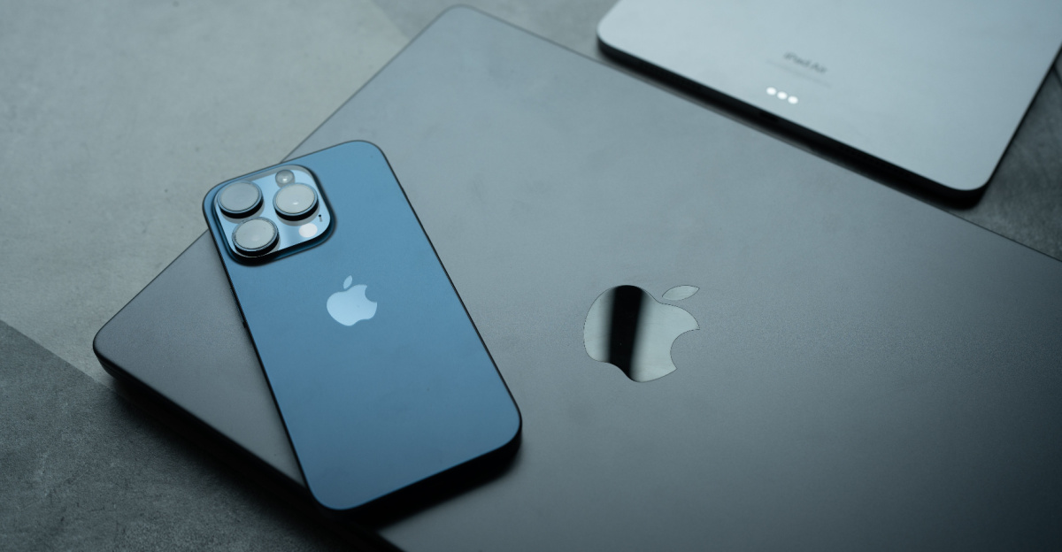 Macbook, apple