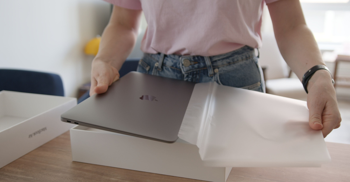 Macbook
