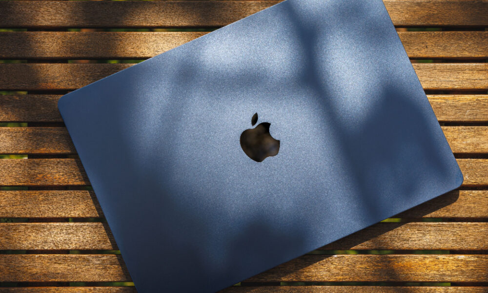Macbook
